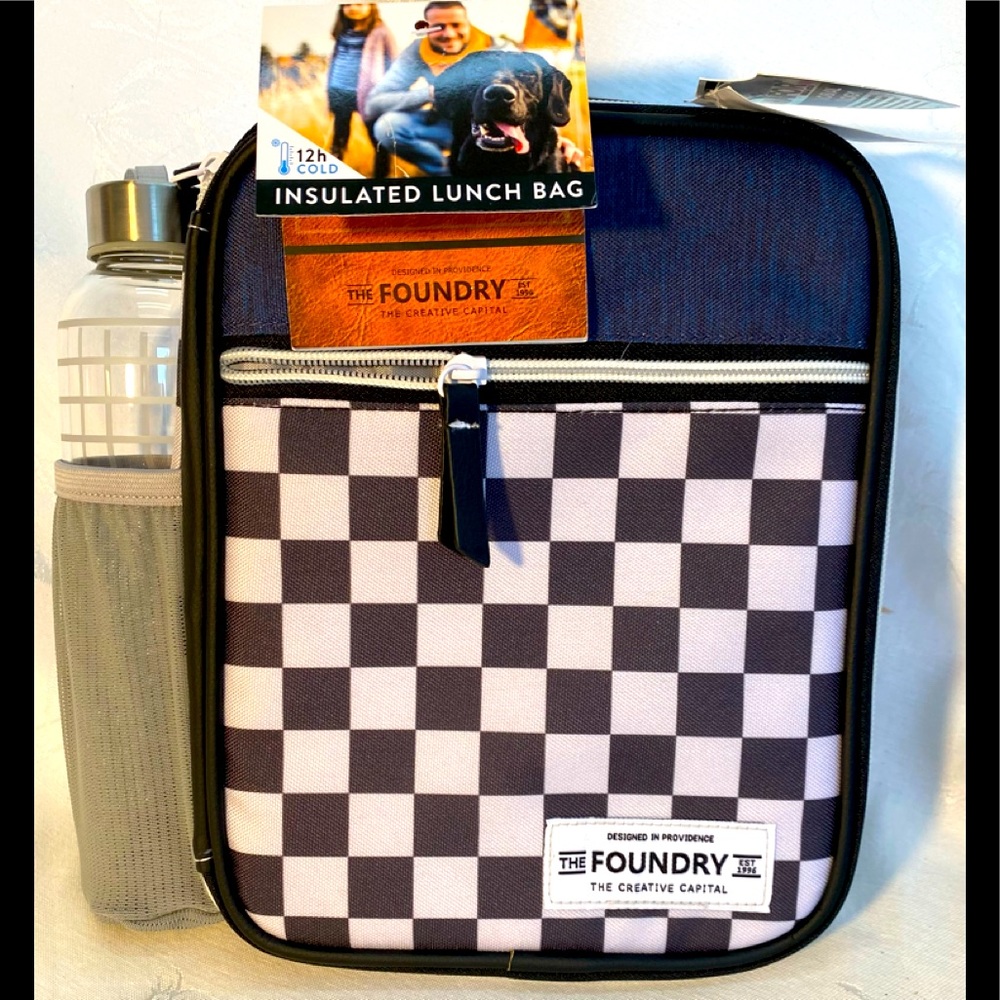 THE FOUNDARY INSULATED LUNCH BAG & COOLER WITH WATER BOTTLE